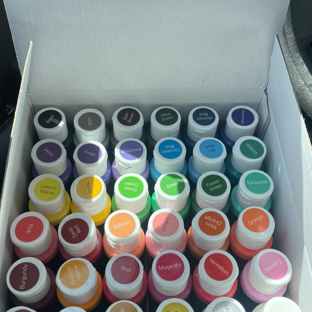 36-Color Acrylic Paint Set – Vibrant Multicolor - Picture 5 of 6